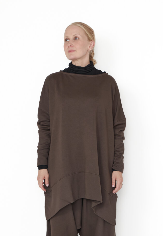 Sort Aarhus - Oversized blouse with boat neckline Sort Aarhus - Oversized blouse with boat neckline