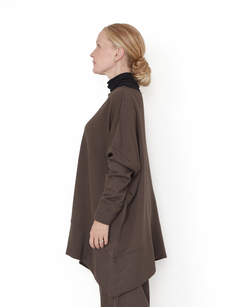 Sort Aarhus - Oversized blouse with boat neckline