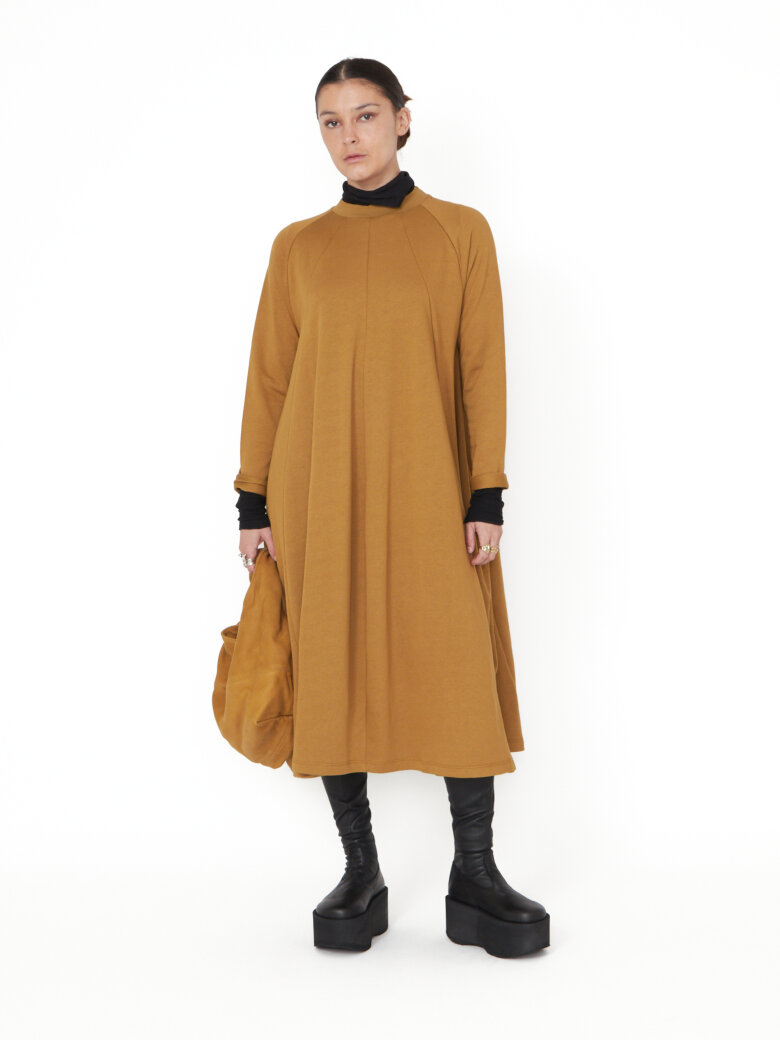 Sort Aarhus - Long sleeved swing dress with pockets