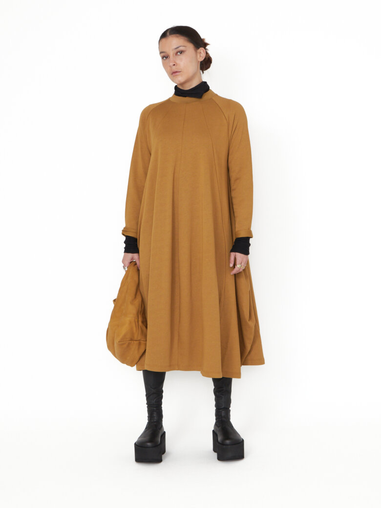 Sort Aarhus - Long sleeved swing dress with pockets