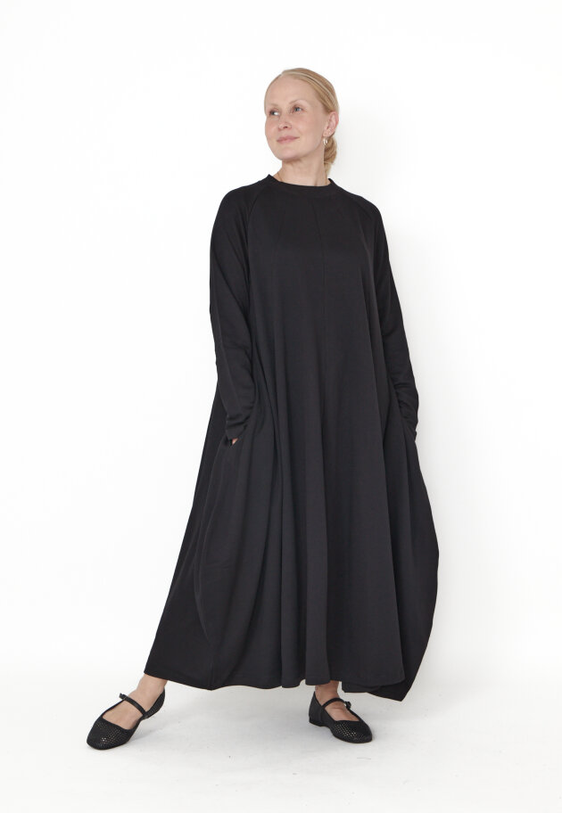 Sort Aarhus - Long sleeved swing dress with pockets