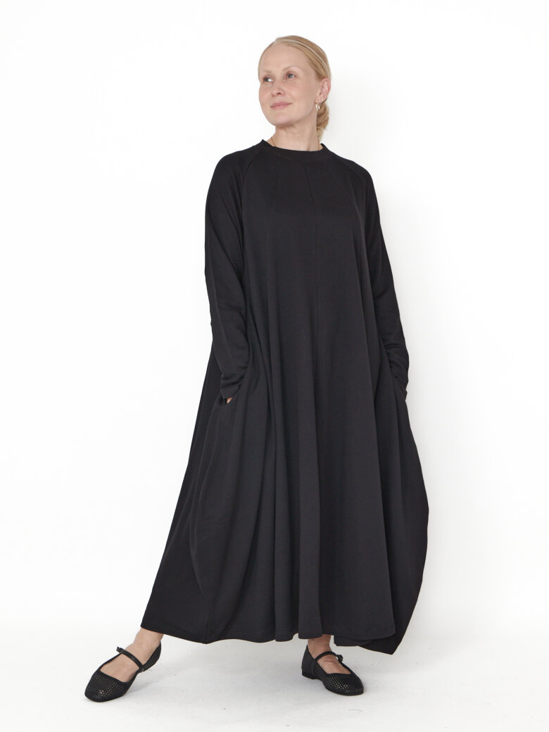 Sort Aarhus - Long sleeved swing dress with pockets