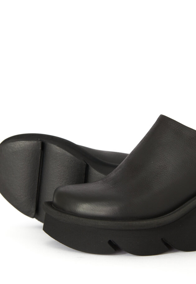 Lofina - Tøffel sandal med hæl