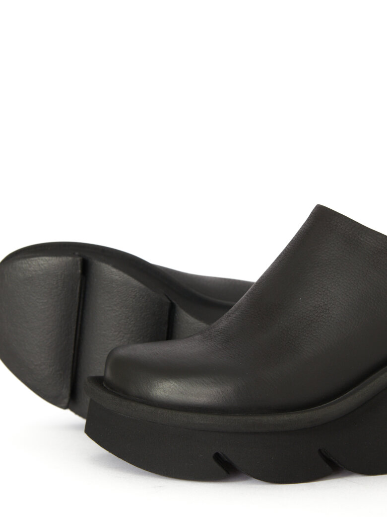 Lofina - Tøffel sandal med hæl