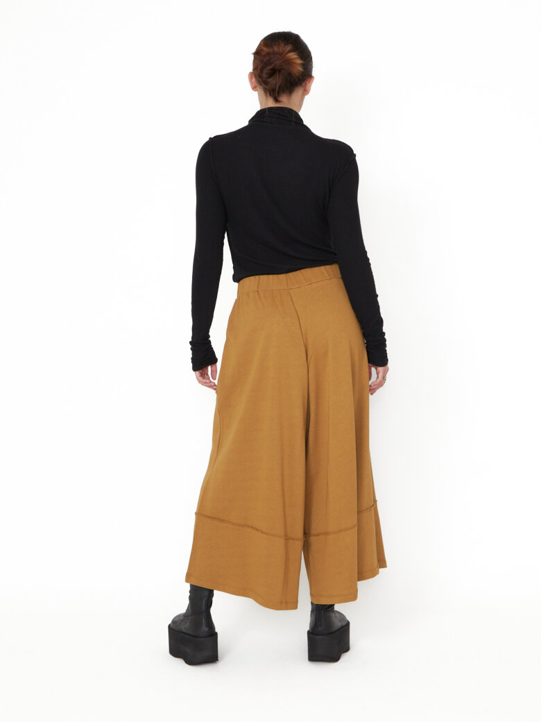 Sort Aarhus - Wide pants with graphic details