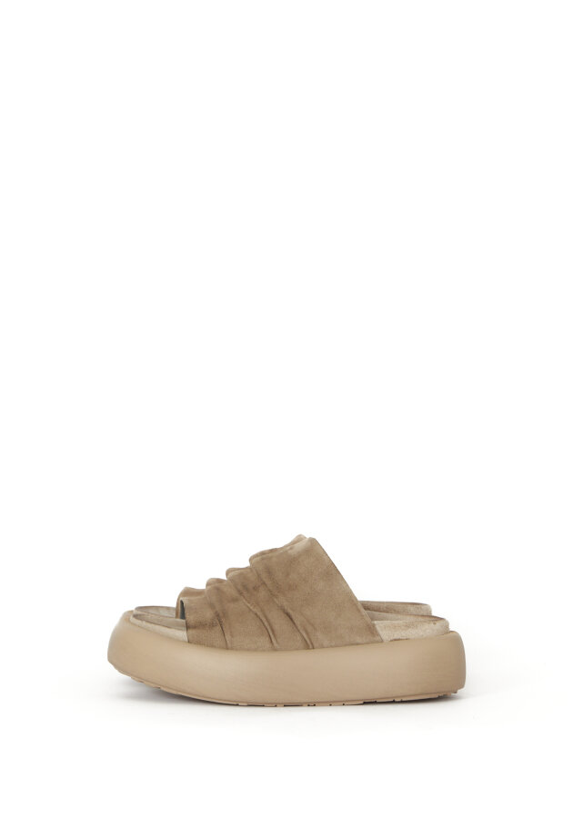 Sort Aarhus - Slip on sandal in suede