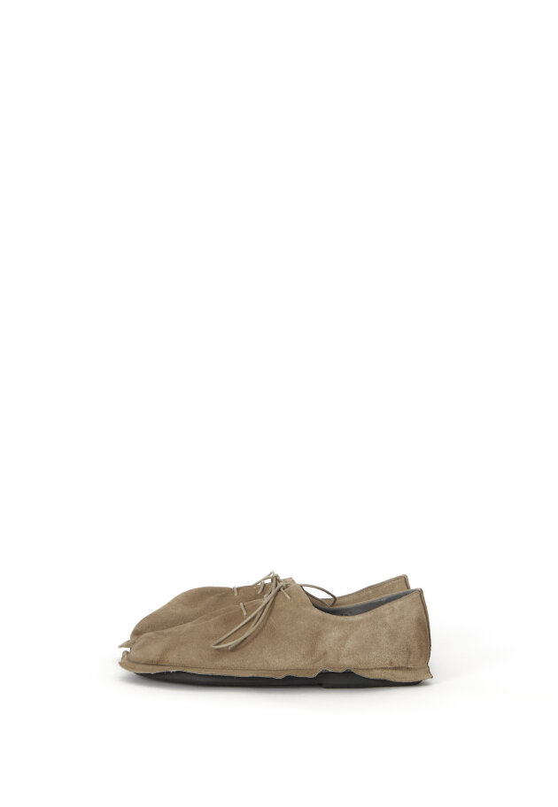 Sort Aarhus - Suede lace-up shoe with rubber sole
