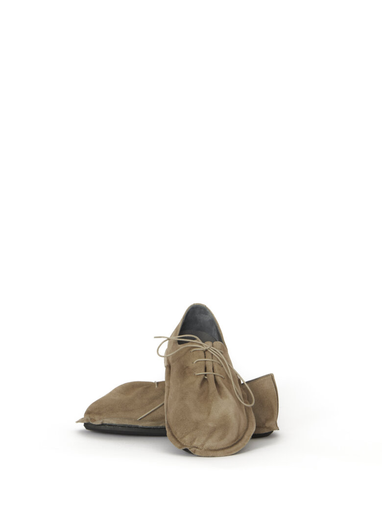 Sort Aarhus - Suede lace-up shoe with rubber sole