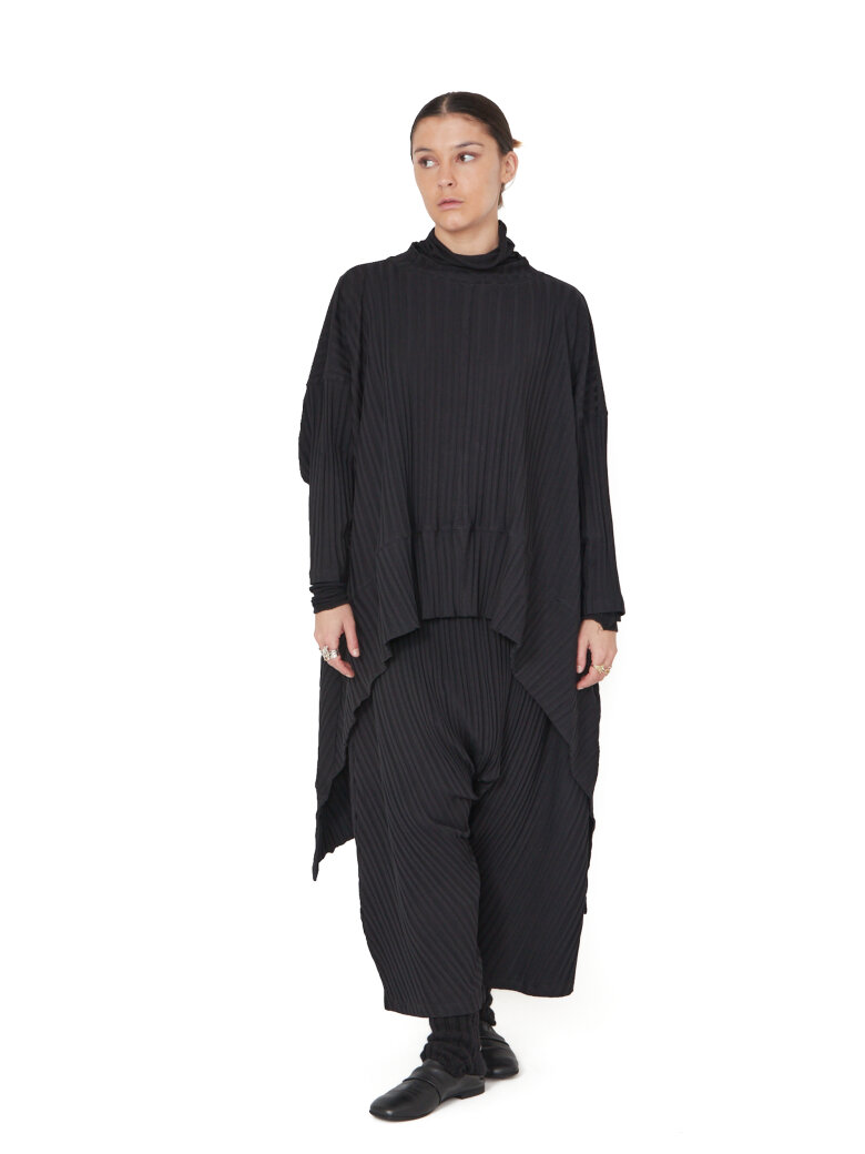 Sort Aarhus - Oversize bluse med plisse