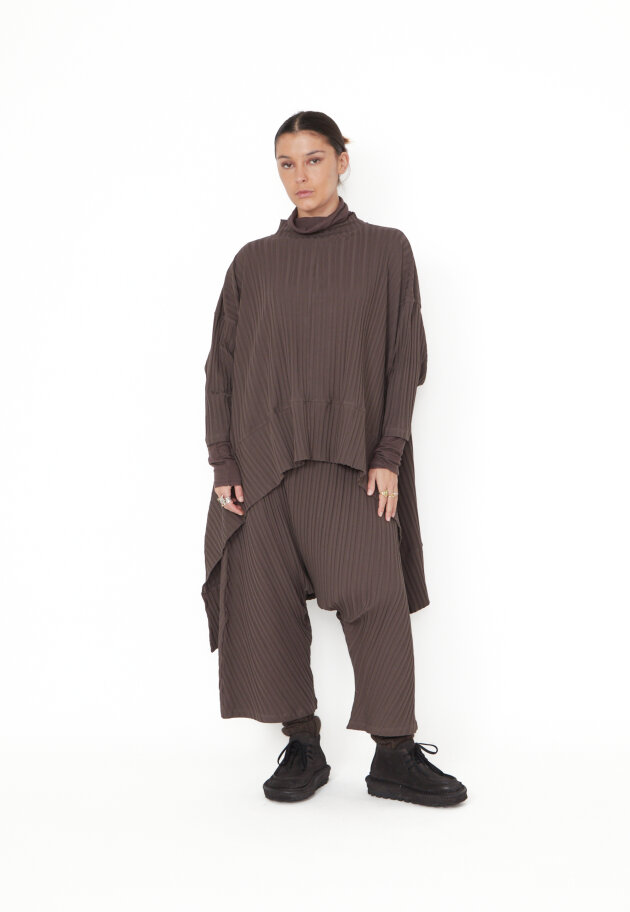 Sort Aarhus - Oversized blouse with pleating