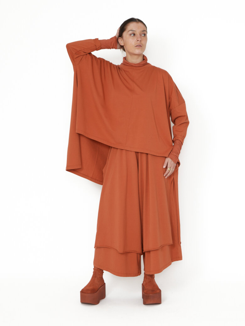Sort Aarhus - Blouse with high side slits