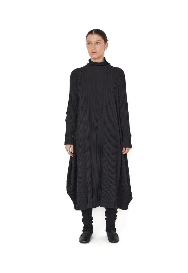 Sort Aarhus - Dress with pockets and pleats