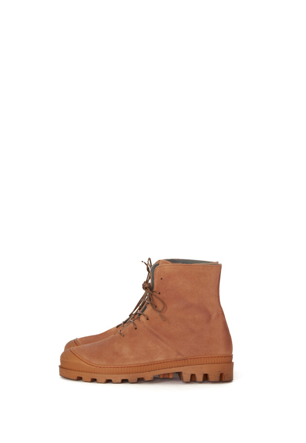 Lofina - Boot in suede with zip and laces