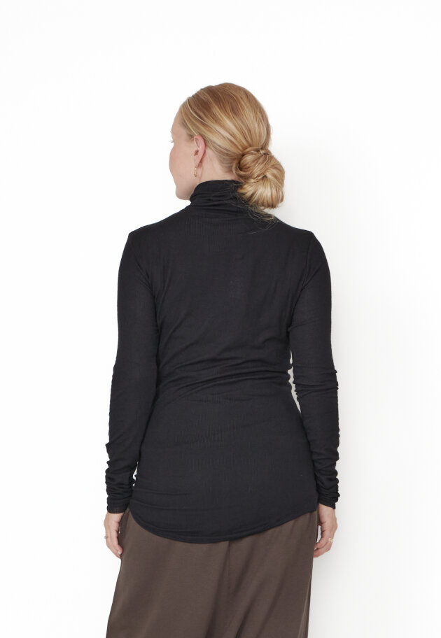 Sort Aarhus - Bluse med rullekrave i modal/uld