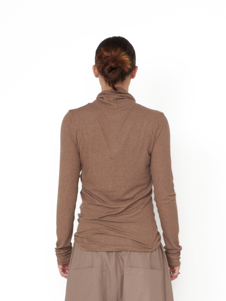 Sort Aarhus - Turtleneck blouse in modal/wool