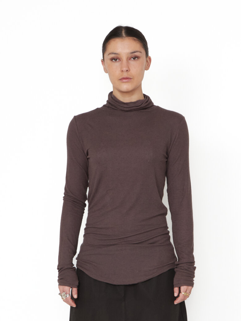 Sort Aarhus - Turtleneck blouse in modal/wool