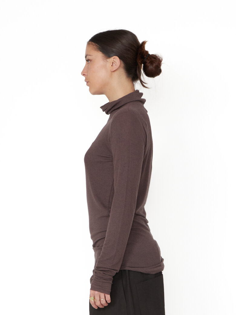 Sort Aarhus - Turtleneck blouse in modal/wool