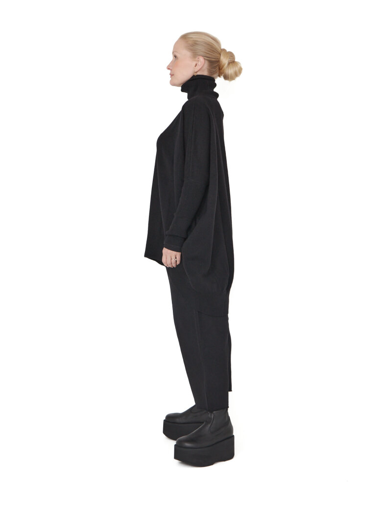 Sort Aarhus - Strikket sweater med rullekrave