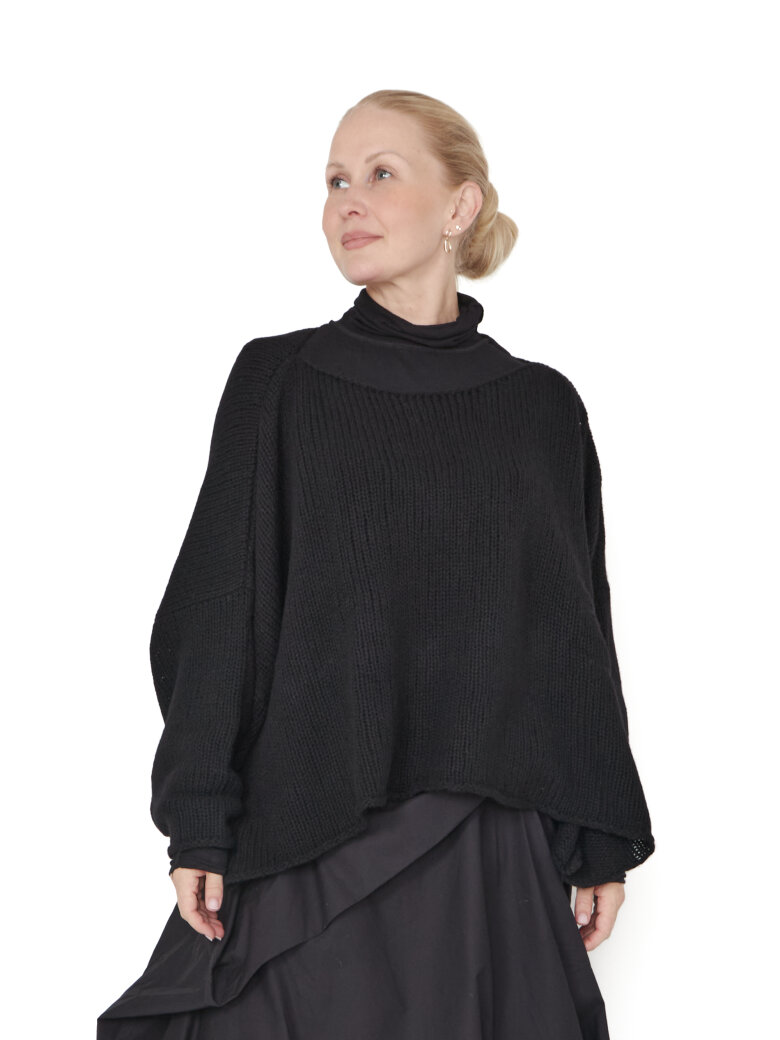Sort Aarhus - Short knitted blouse