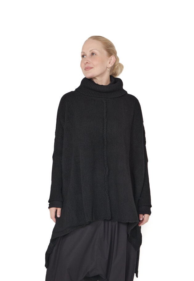 Sort Aarhus - Knitted blouse with high roll neck Sort Aarhus - Knitted blouse with high roll neck