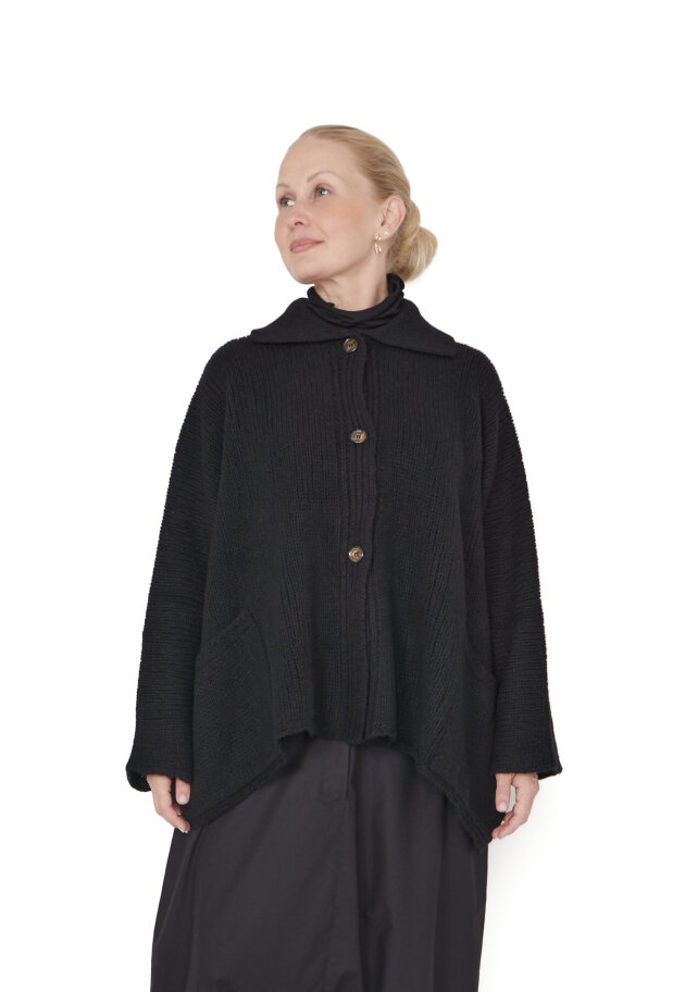 Sort Aarhus - Strikket cardigan med knapper Sort Aarhus - Strikket cardigan med knapper