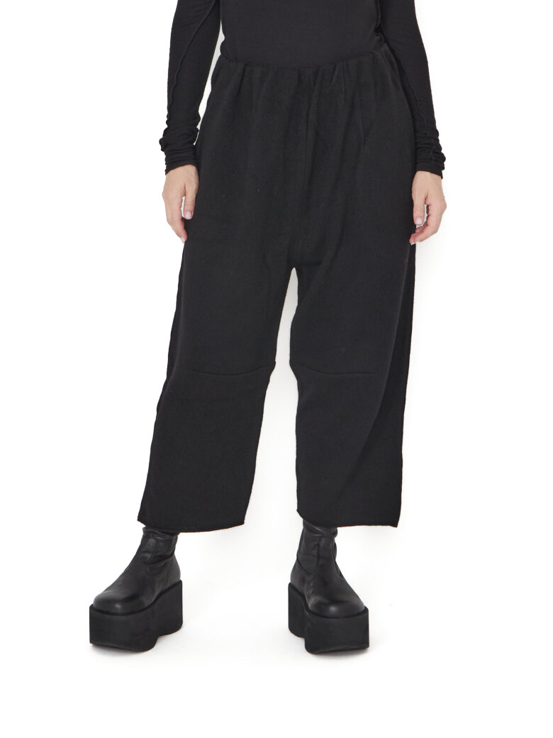 Sort Aarhus - Knitted pants in wool