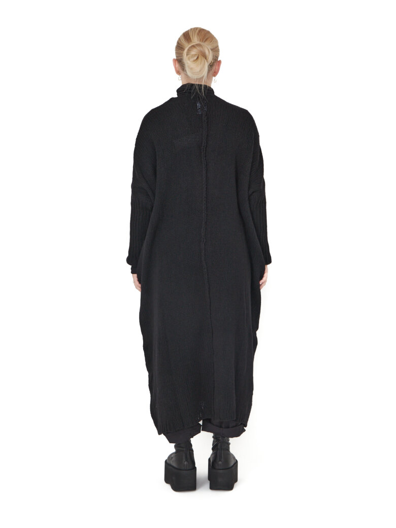 Sort Aarhus - Knitted long cardigan with button closure