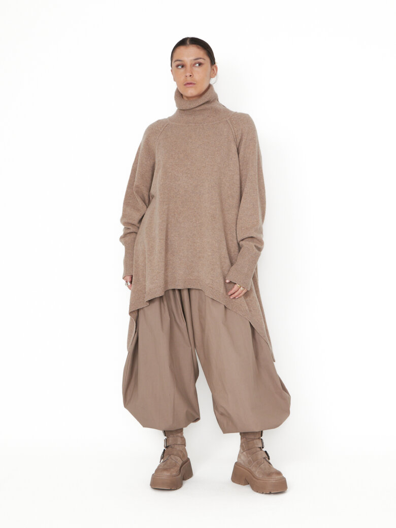 Sort Aarhus - Pants with balloon-shaped fit