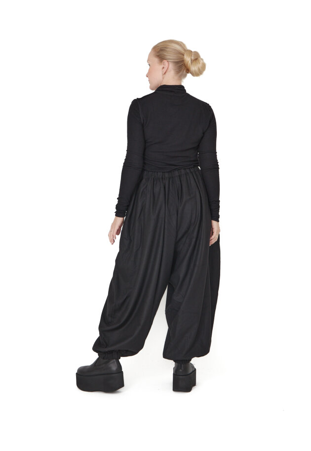 Sort Aarhus - Pants with balloon-shaped fit