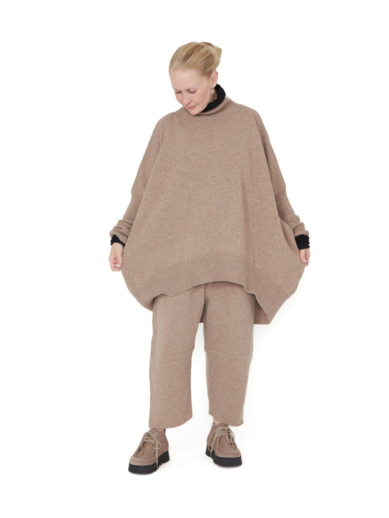 Sort Aarhus - Strikket sweater med rullekrave