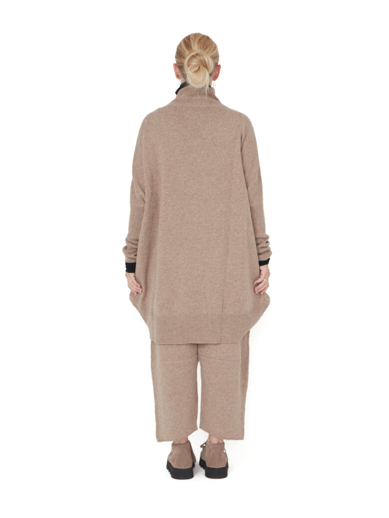 Sort Aarhus - Strikket sweater med rullekrave