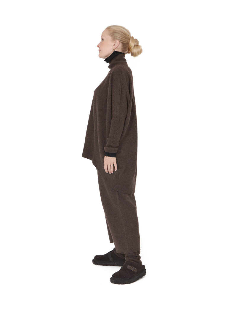 Sort Aarhus - Knitted sweater with high roll neck