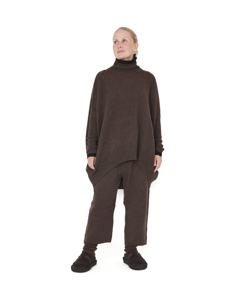 Sort Aarhus - Knitted sweater with high roll neck