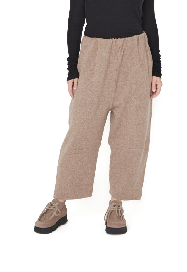 Sort Aarhus - Knitted pants in wool Sort Aarhus - Knitted pants in wool