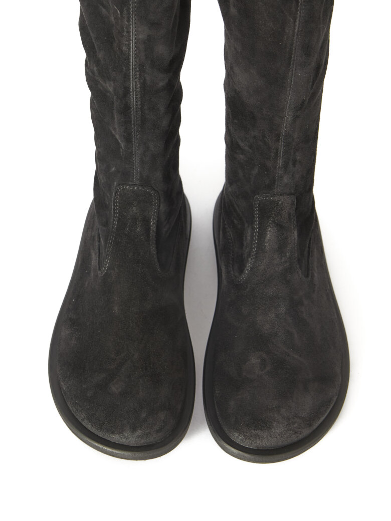Lofina - Long boot with zip and leather/rubber sole