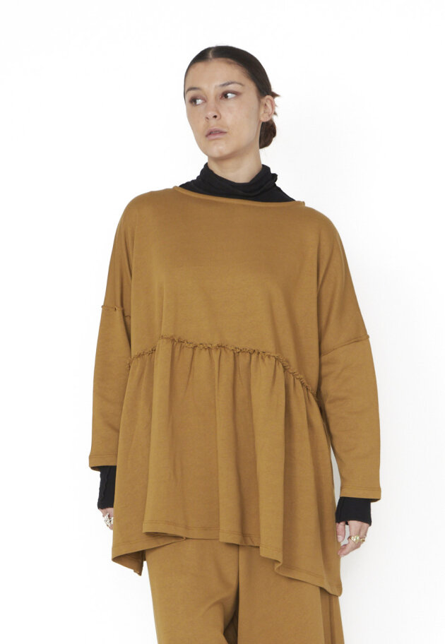 Sort Aarhus - Oversize bluse med peplum Sort Aarhus - Oversize bluse med peplum
