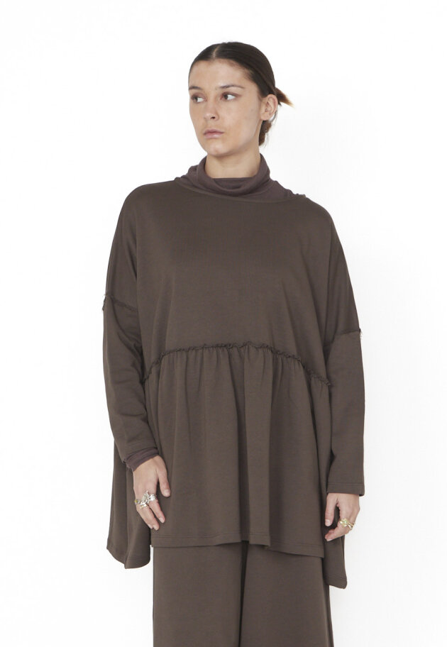 Sort Aarhus - Oversize bluse med peplum Sort Aarhus - Oversize bluse med peplum