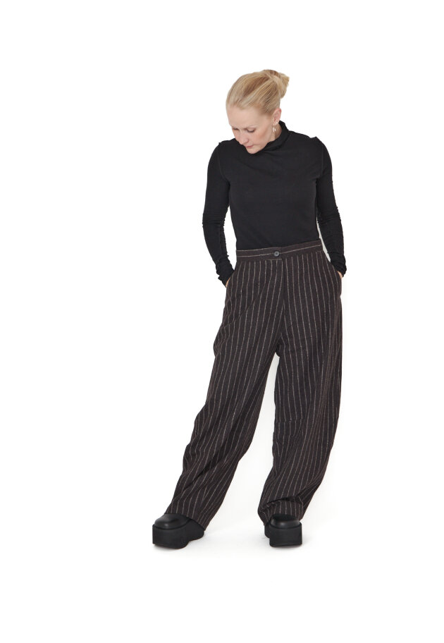 Sort Aarhus - Pants in wool mix with button and pockets
