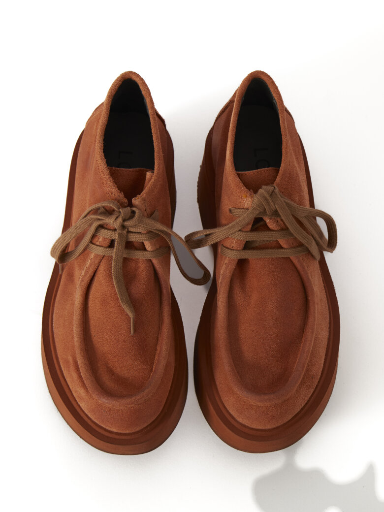 Lofina - Suede shoe with laces