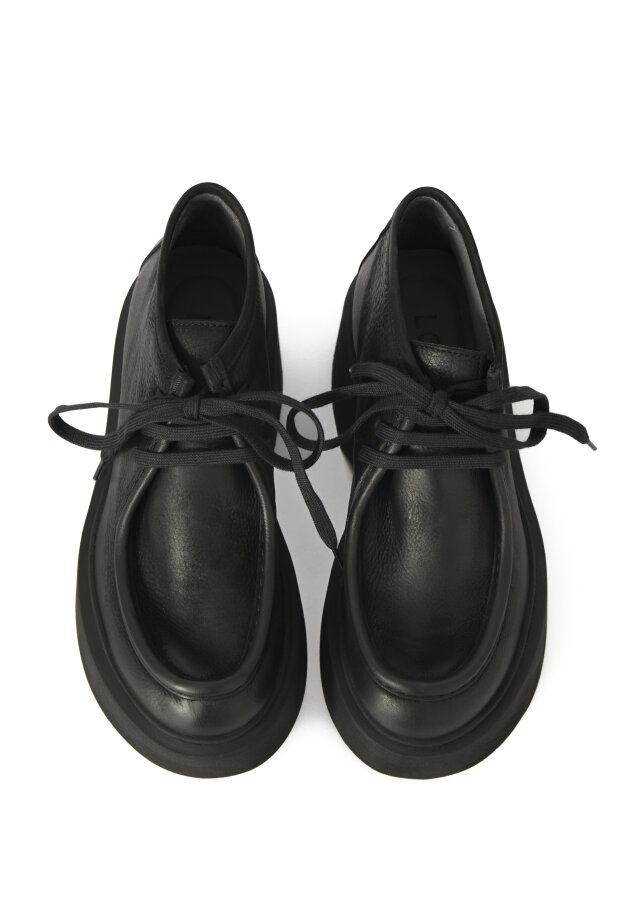 Lofina - Shoe with laces