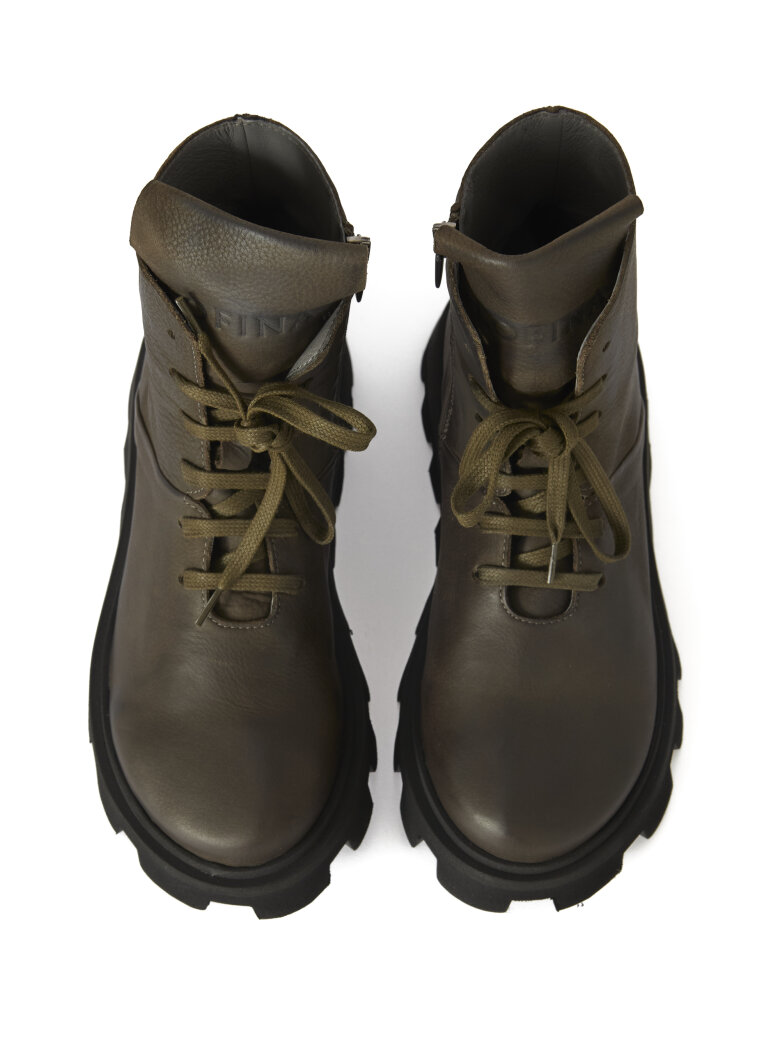 Lofina - Boot with laces and zip