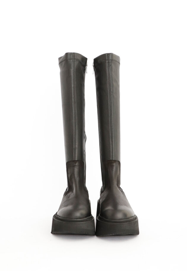Sample boot Sample boot